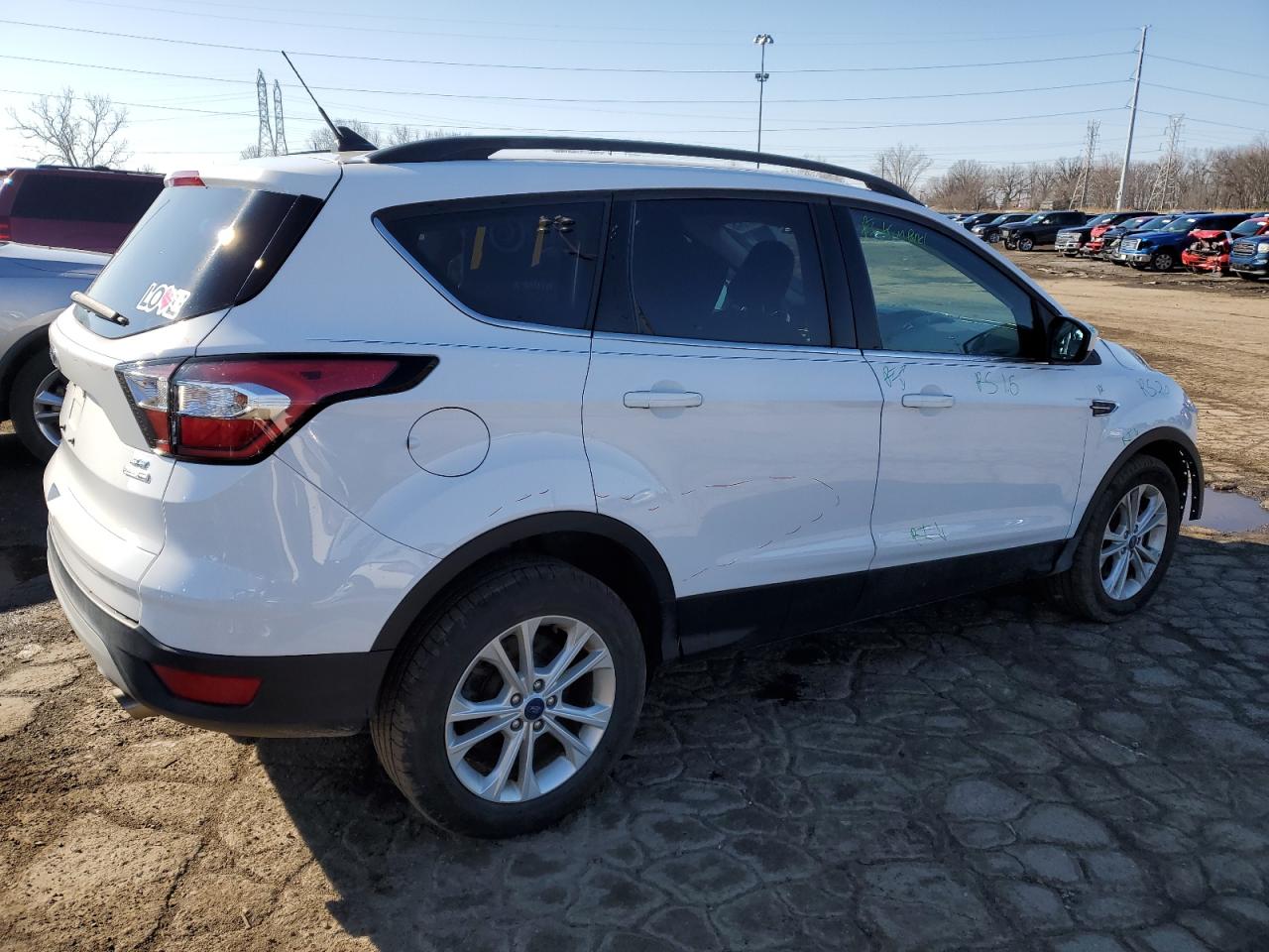 1FMCU9GD7JUB82610 2018 Ford Escape Se