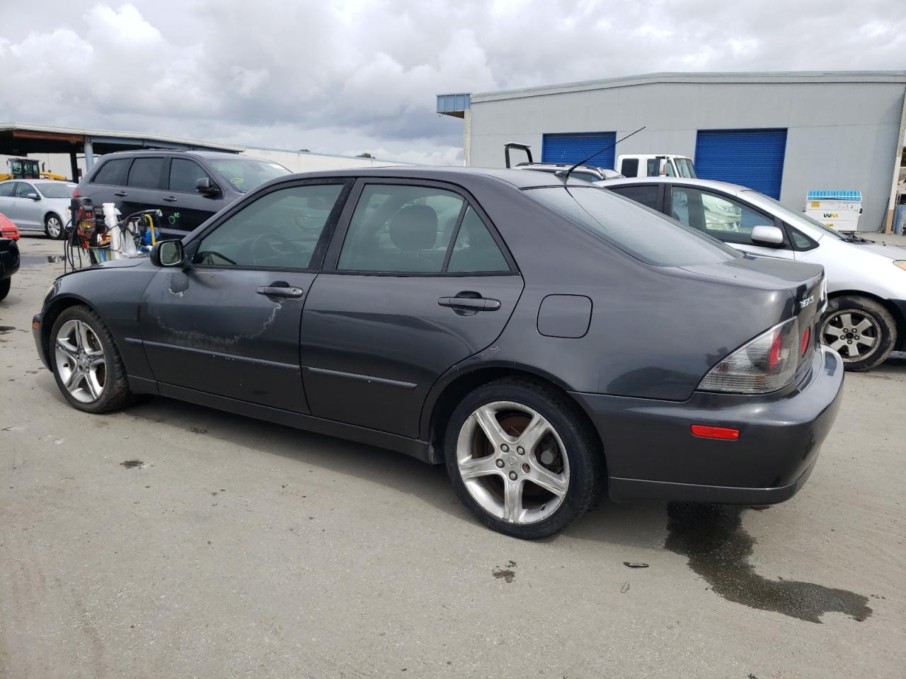 JTHBD192520047713 2002 Lexus Is 300