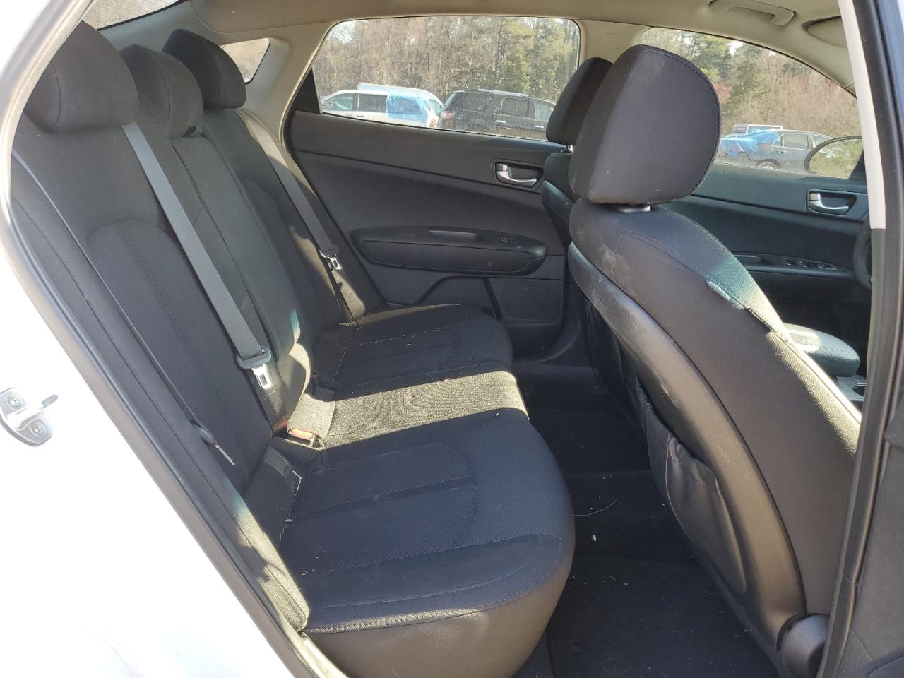 5XXGT4L38HG169373 2017 Kia Optima Lx