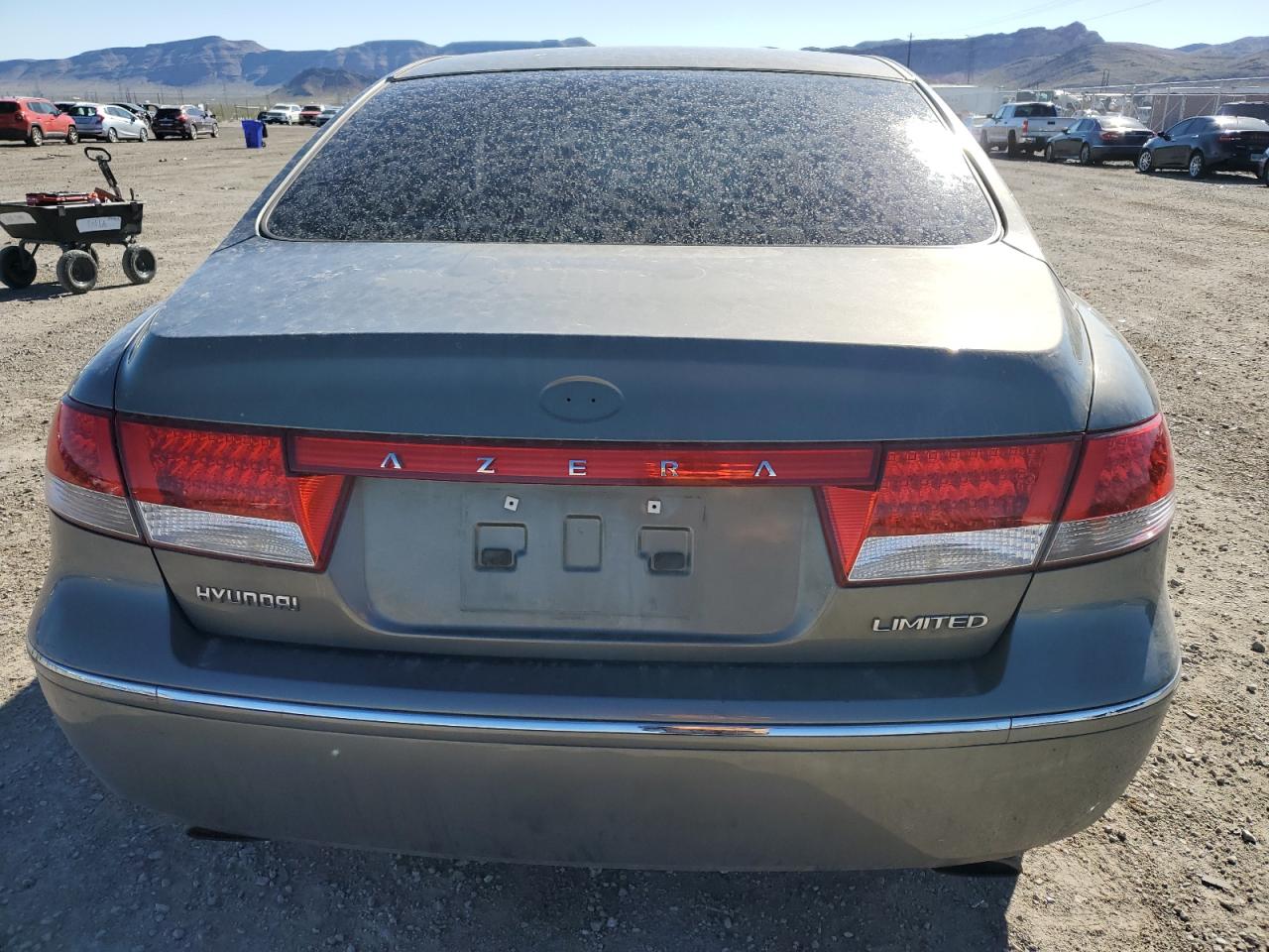 KMHFC46F67A142406 2007 Hyundai Azera Se