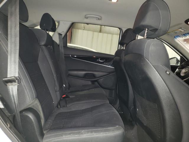2017 KIA SORENTO LX - 5XYPGDA34HG246677