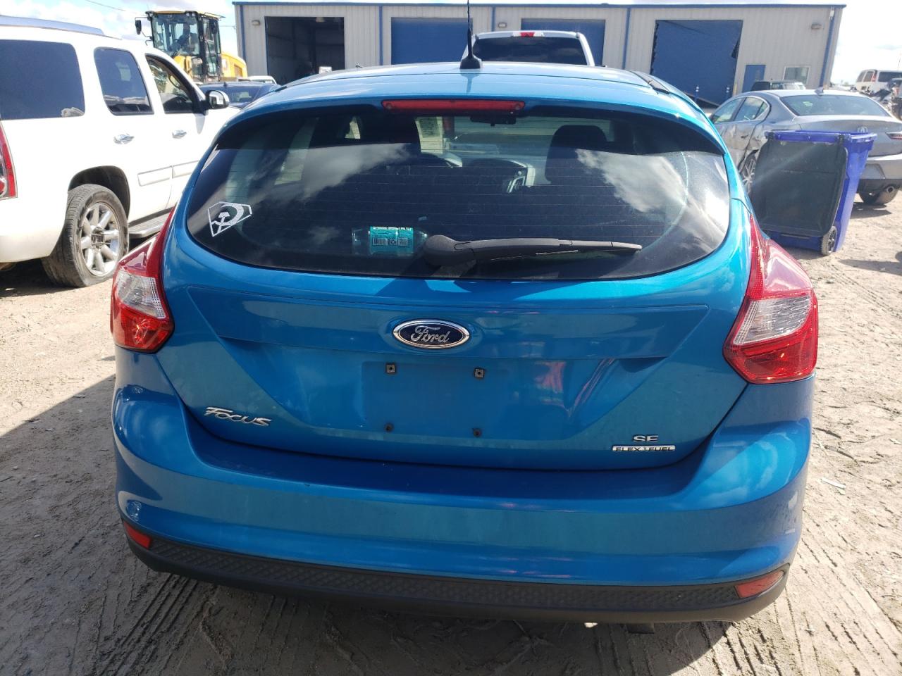 1FADP3K25EL460070 2014 Ford Focus Se