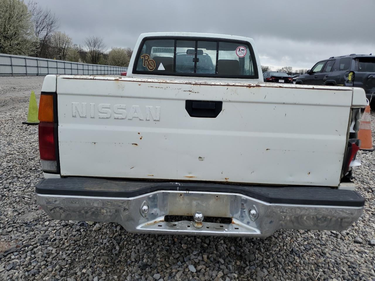 1N6ND11S7JC375106 1988 Nissan D21 Short Bed