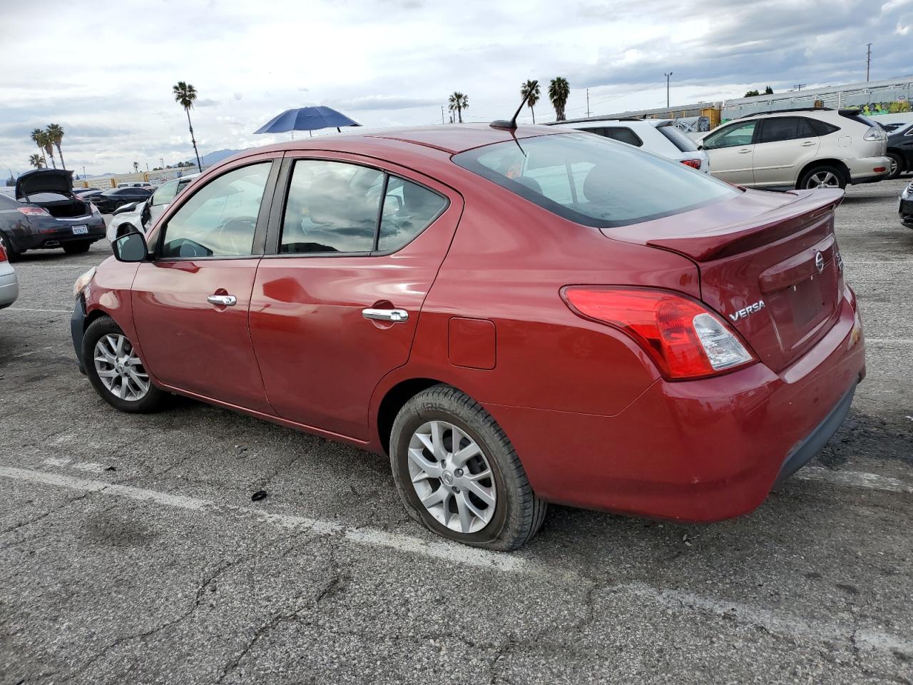 2018 Nissan Versa S vin: 3N1CN7AP6JL830993