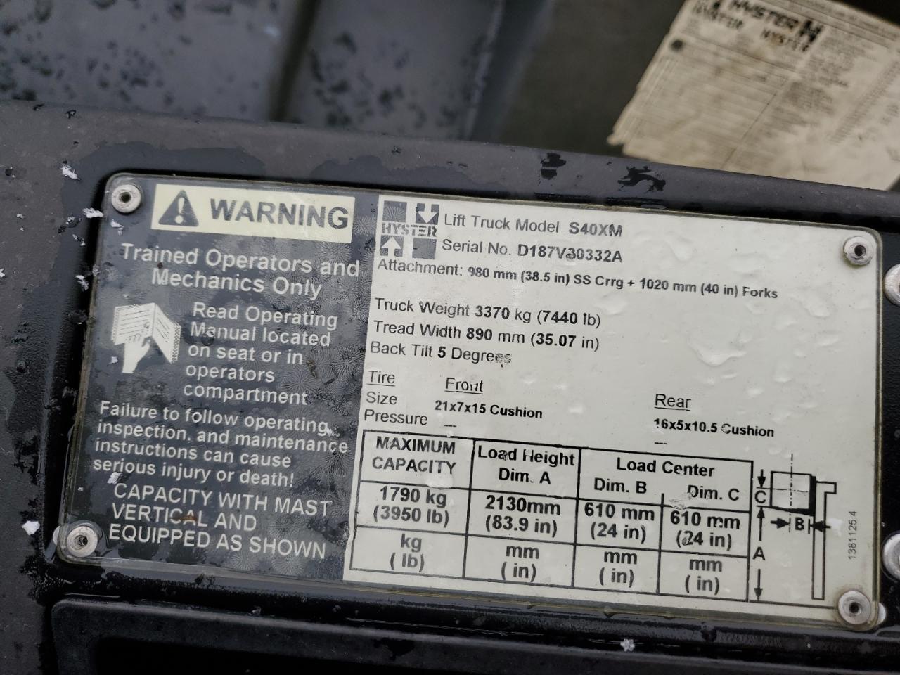 Lot #2411658210 2003 HYST FORKLIFT