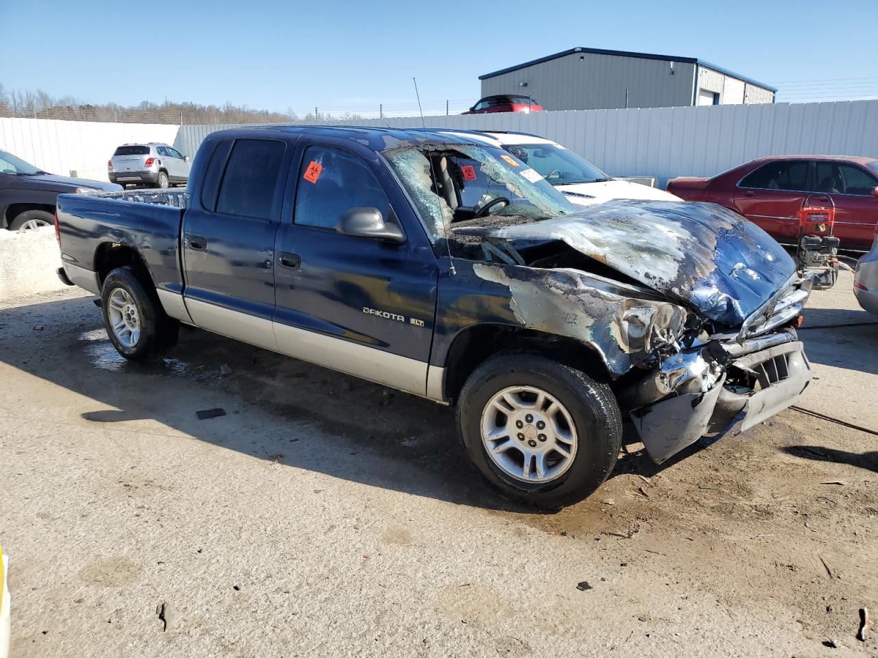 1B7GL2AX11S138777 2001 Dodge Dakota Quad