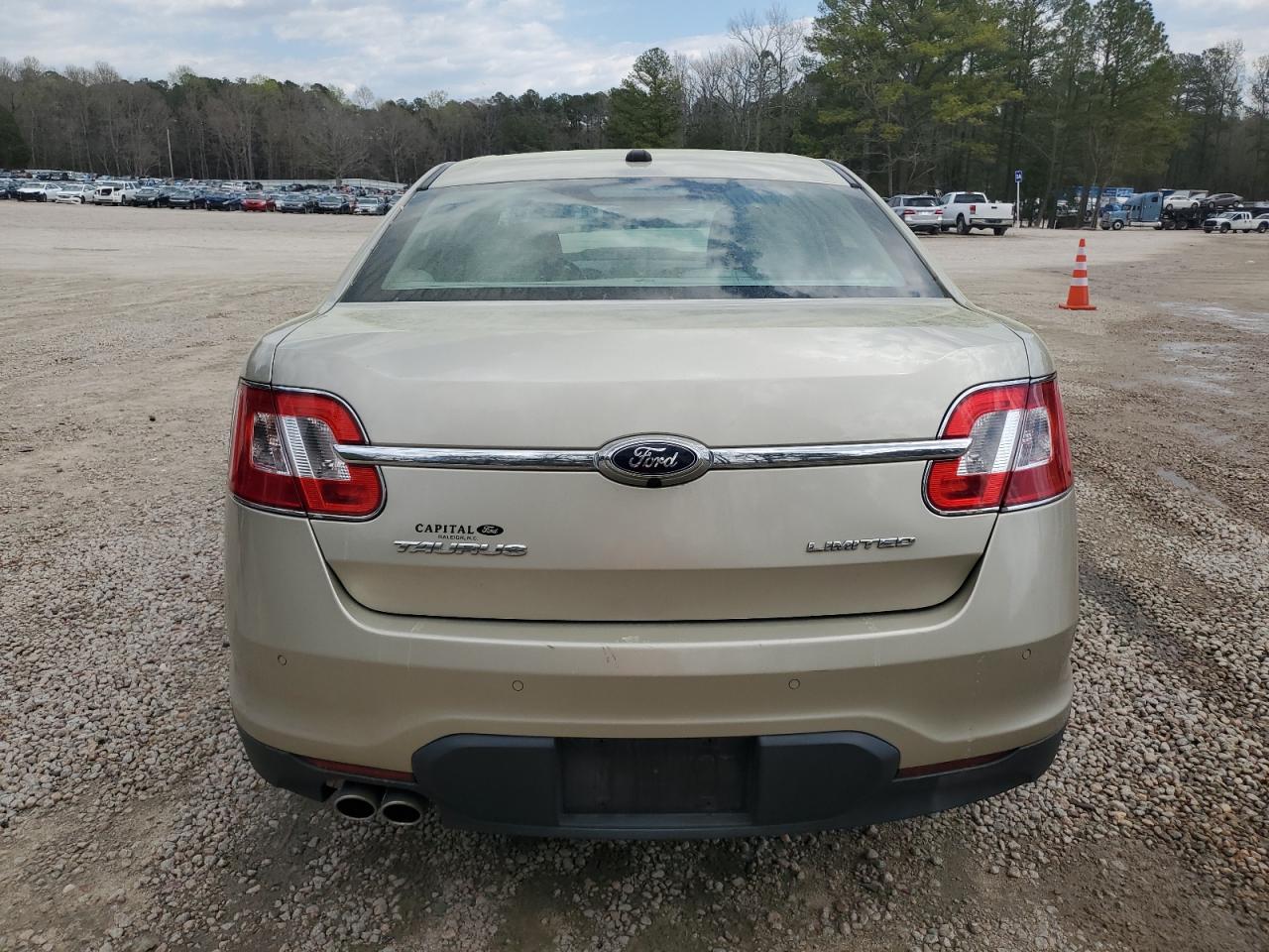 1FAHP2FWXAG138679 2010 Ford Taurus Limited