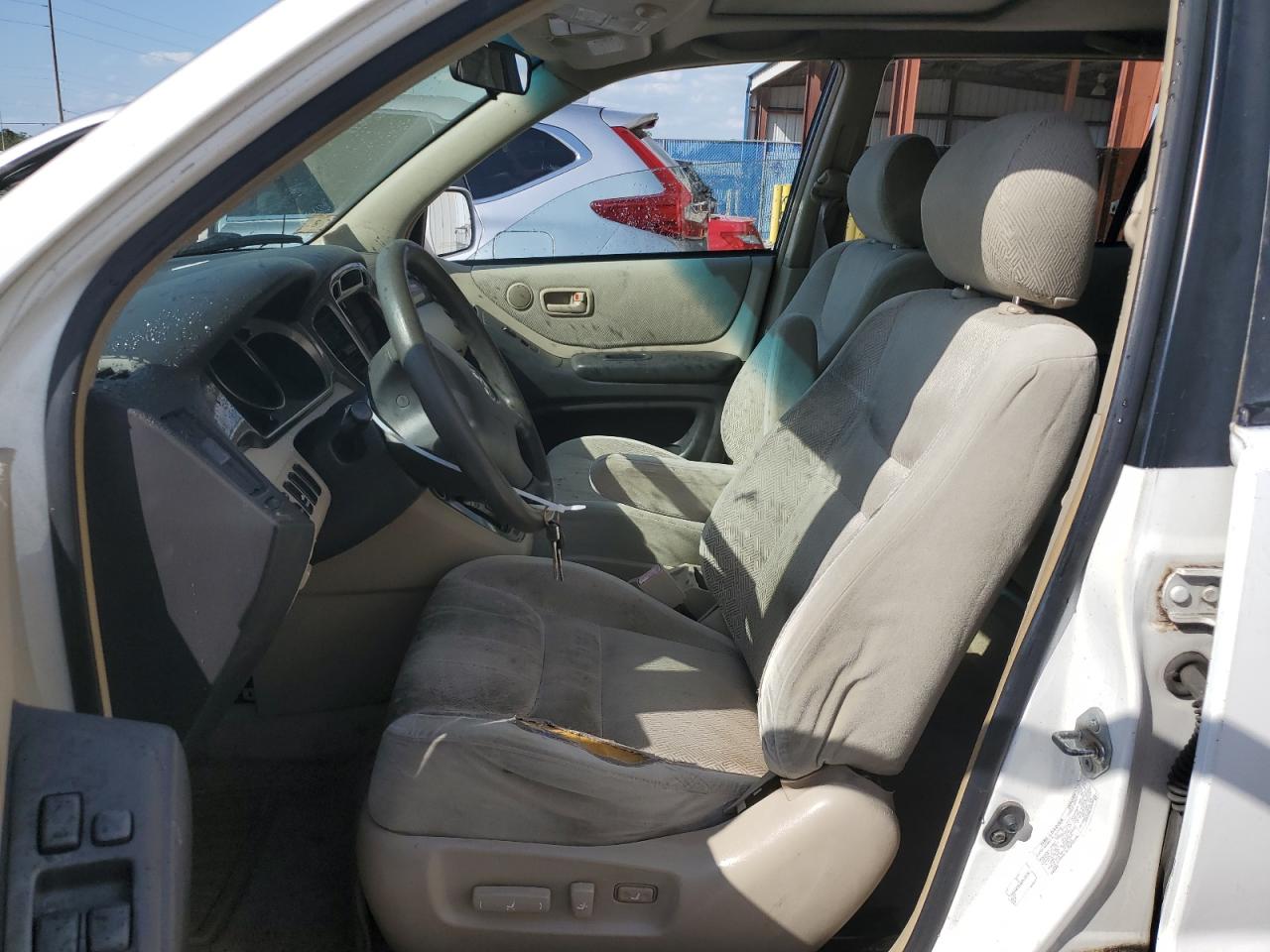 JTEHF21A810007716 2001 Toyota Highlander