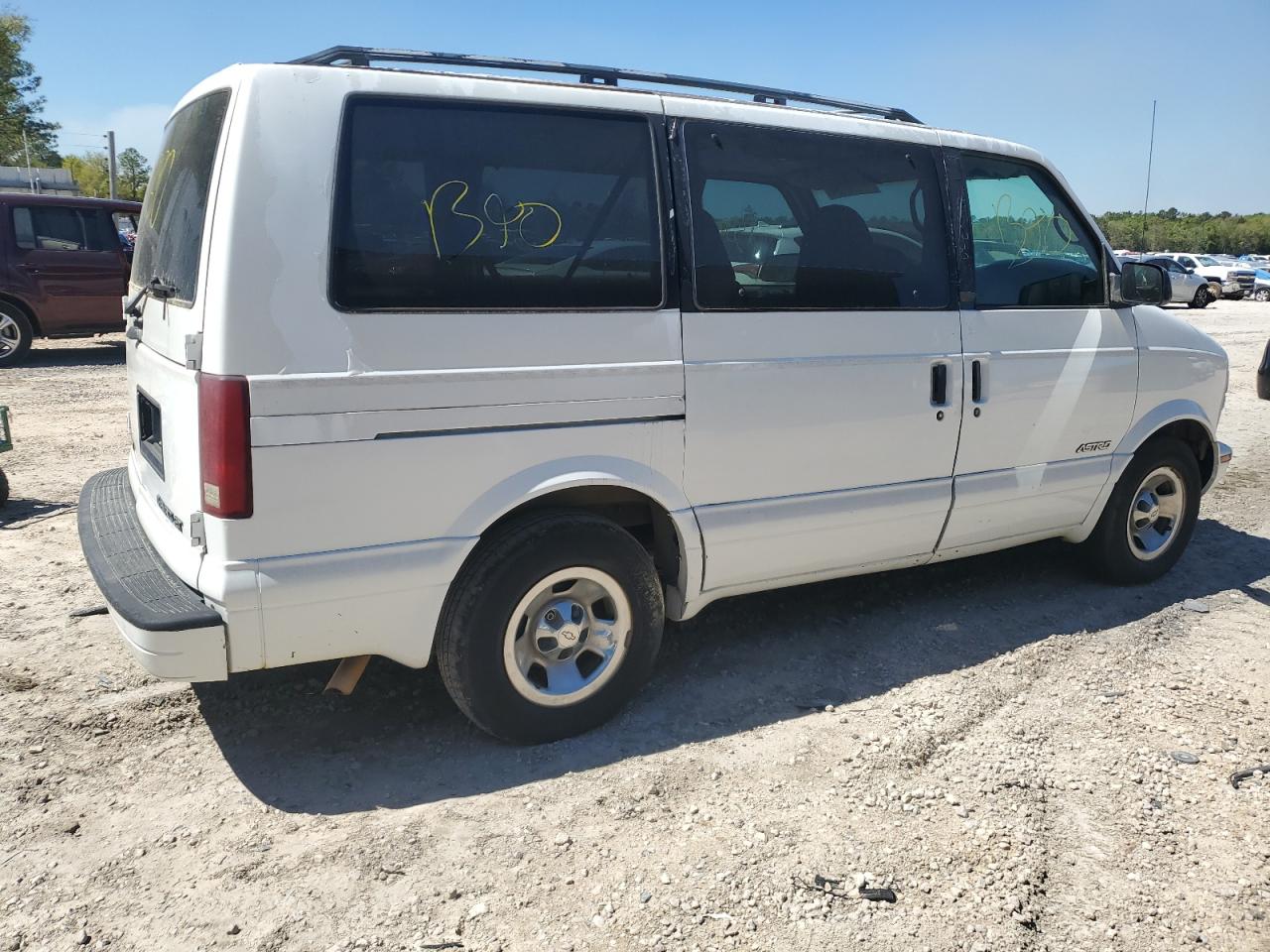 1gndm19w71b144824 1GNDM19W71B144824 2001 Chevrolet Astro