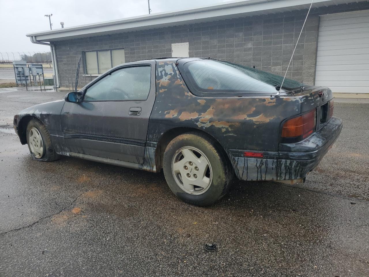 JM1FC3313H0518347 1987 Mazda Rx7