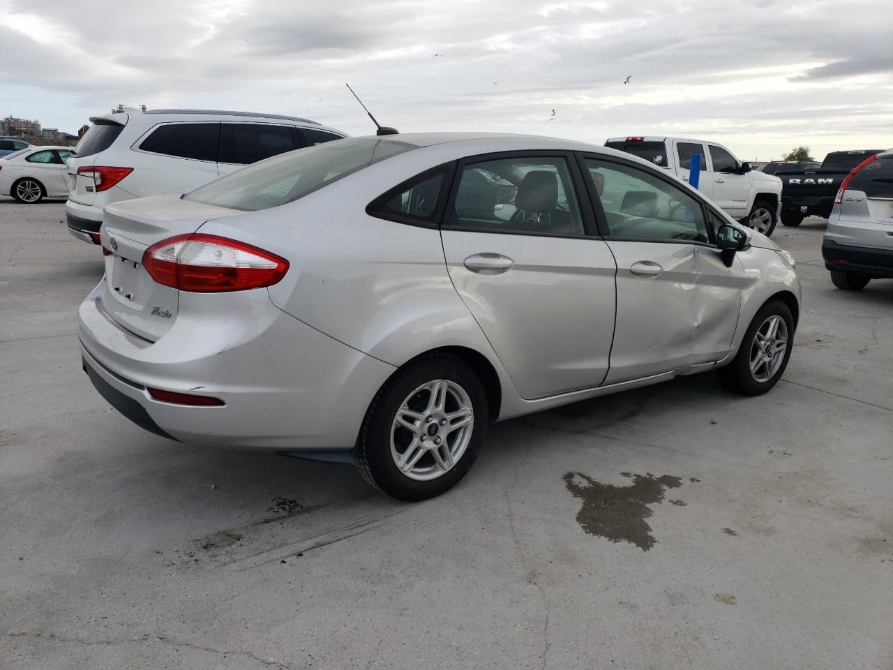 3FADP4BJ8JM115525 2018 Ford Fiesta Se