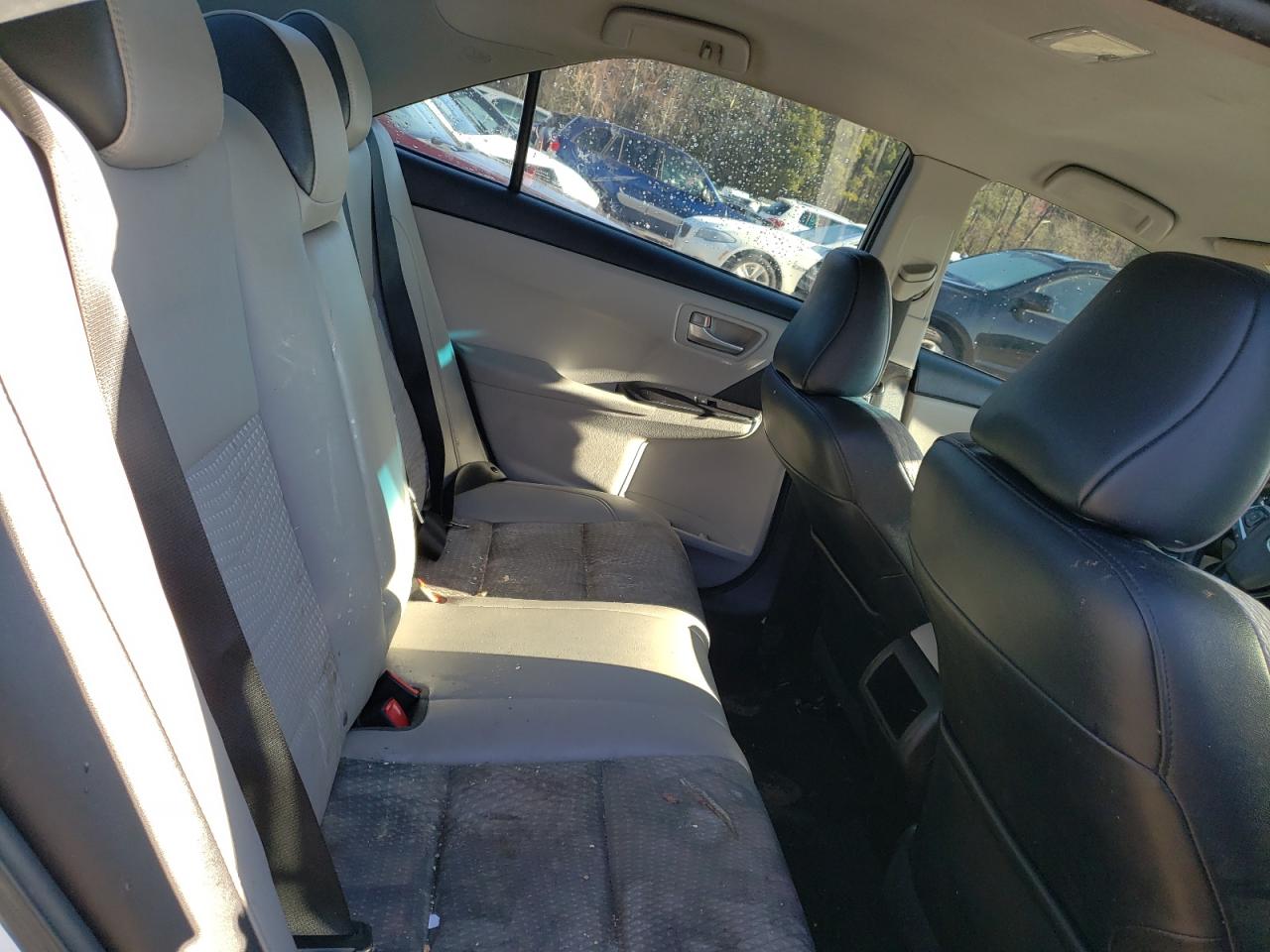 4T1BF1FKXFU919345 2015 Toyota Camry Le