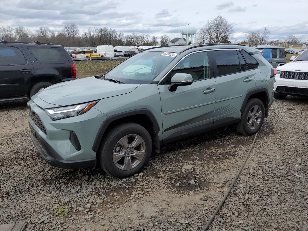 2T3P1RFV9NW288364 2022 Toyota Rav4 Xle