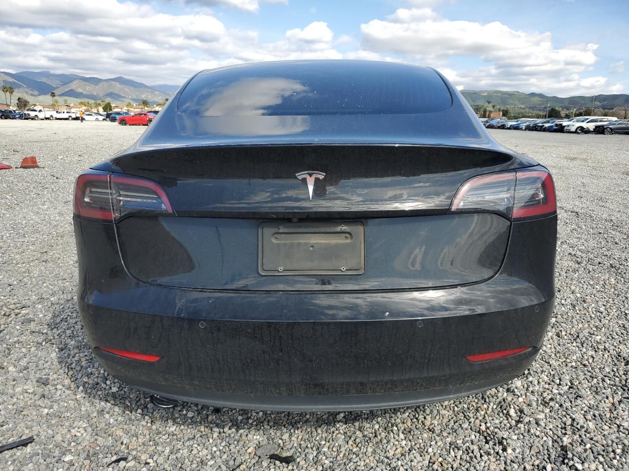 5YJ3E1EA2KF394787 2019 Tesla Model 3