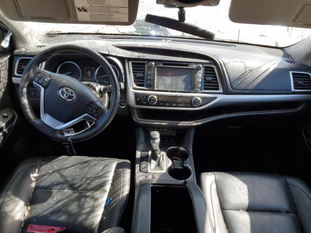 VIN 5TDJZRFH0KS721026 2019 Toyota Highlander, SE no.8