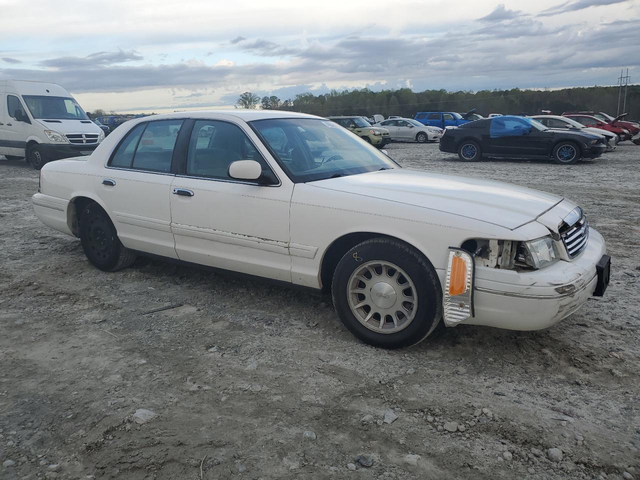 2FAFP74W8WX128435 1998 Ford Crown Victoria Lx