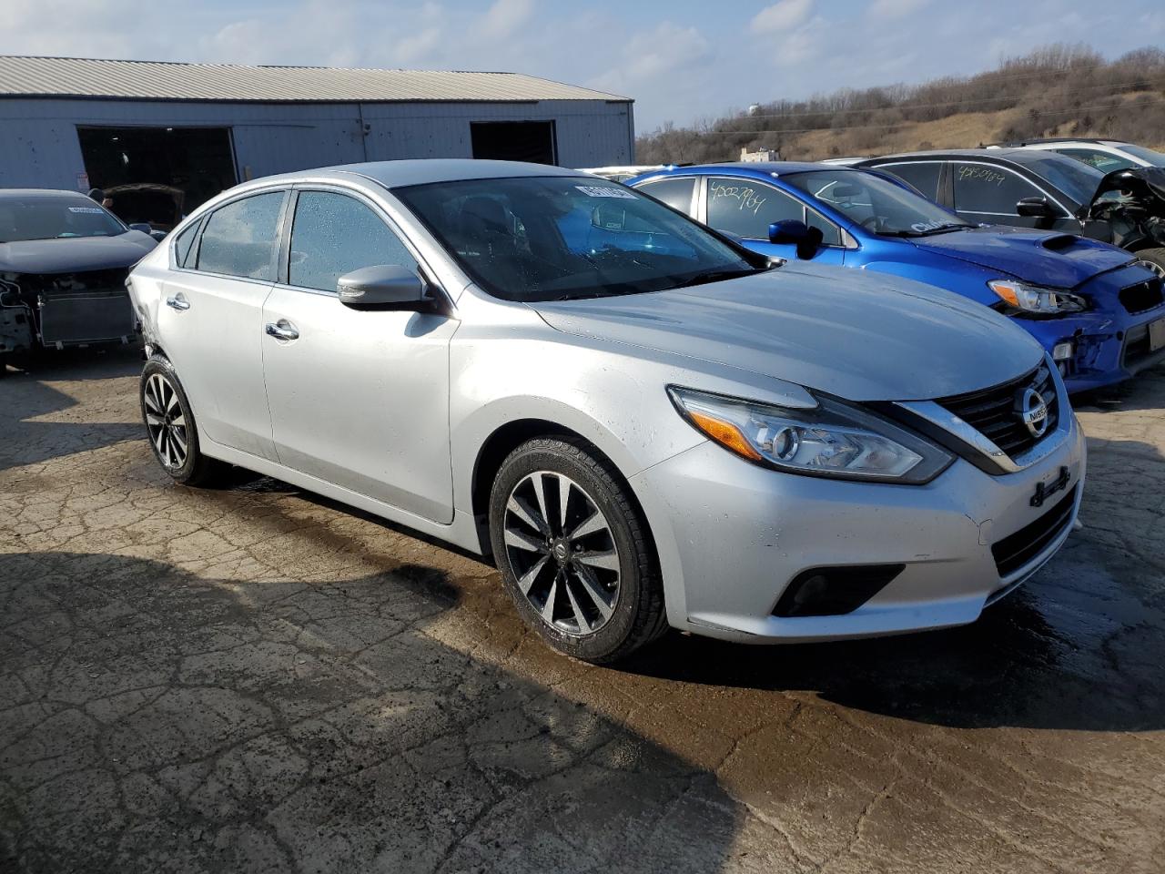 2018 Nissan Altima 2.5 vin: 1N4AL3AP8JC144300