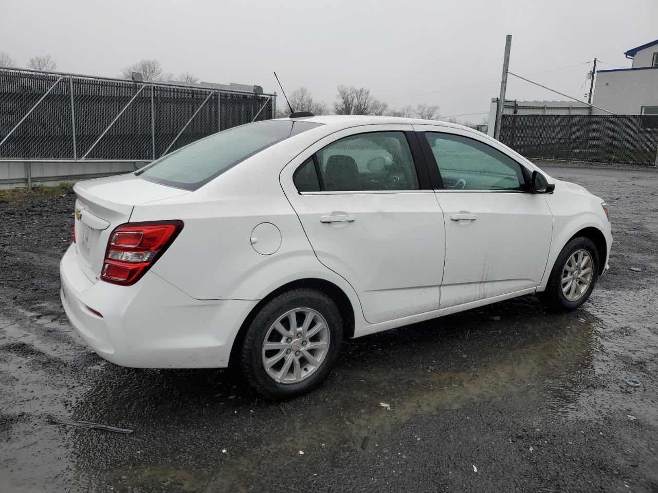 1G1JD5SG8H4166103 2017 Chevrolet Sonic Lt