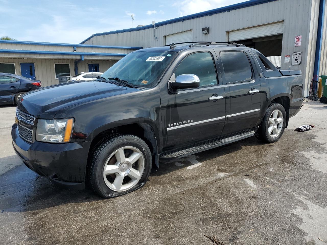 2013 Chevrolet Avalanche at FL - Fort Pierce, Copart lot 46303184