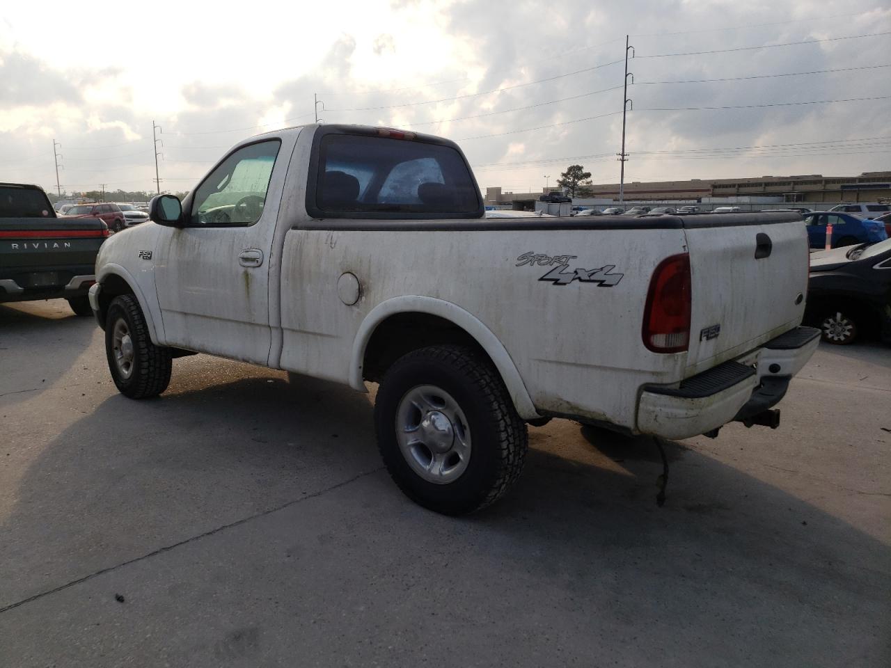 1FTRF18222KB07026 2002 Ford F150