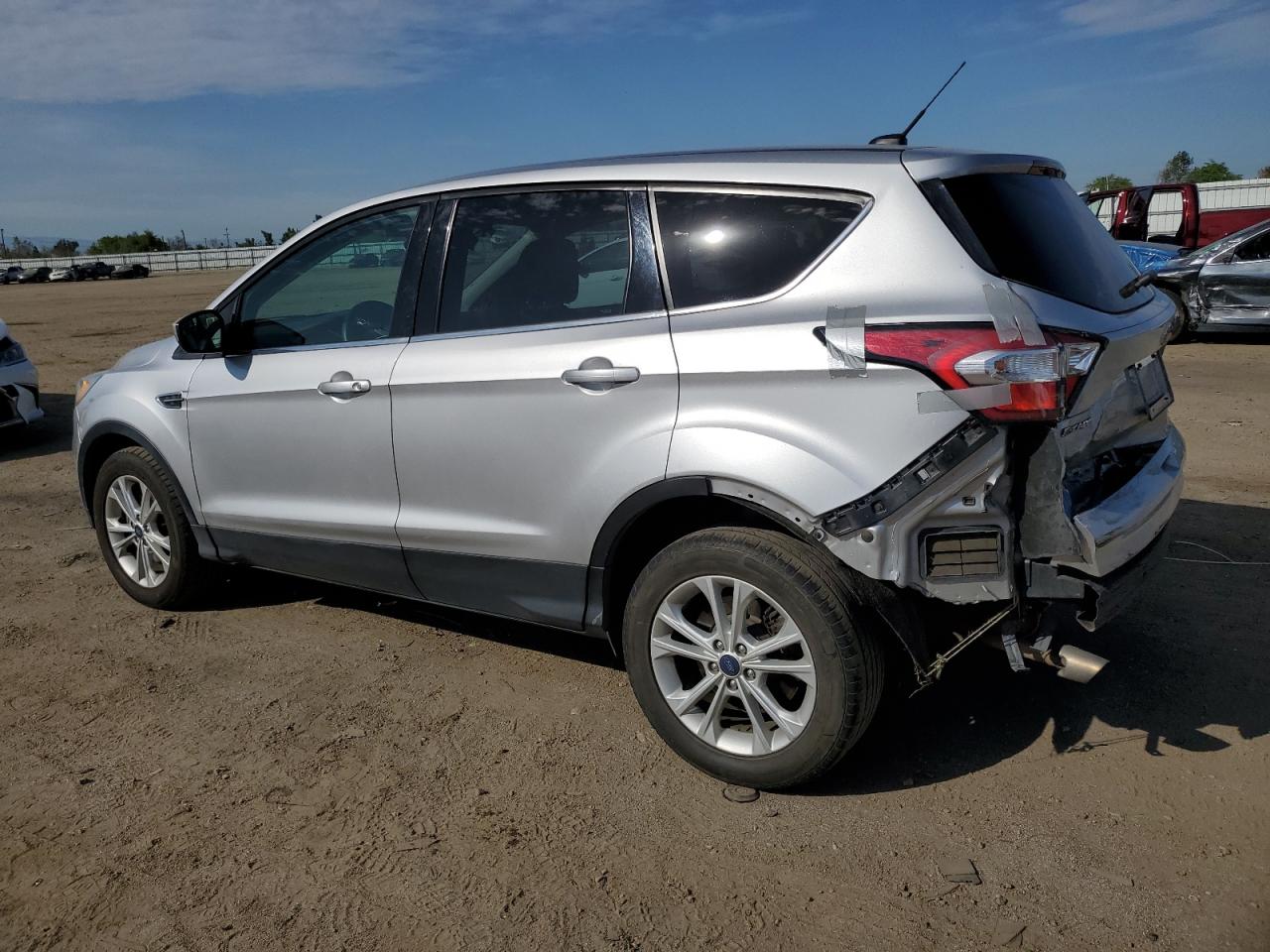 1FMCU9GD4HUE36140 2017 Ford Escape Se