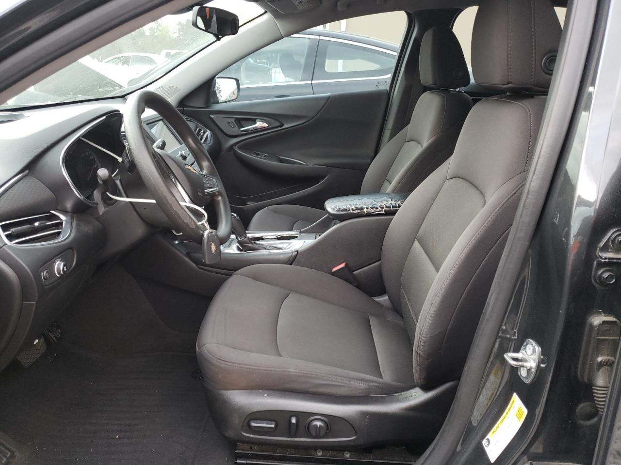 1G1ZE5STXHF278175 2017 Chevrolet Malibu Lt