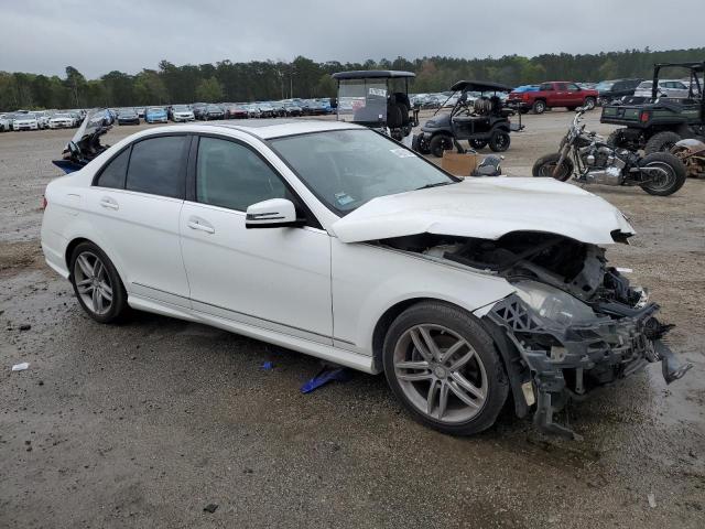 VIN WDDGF4HB3EA948992 2014 Mercedes-Benz C-Class, 250 no.4