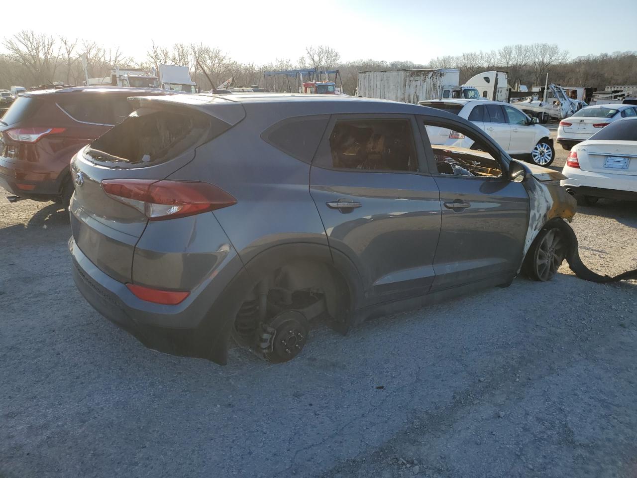 Lot #2638411404 2017 HYUNDAI TUCSON SE