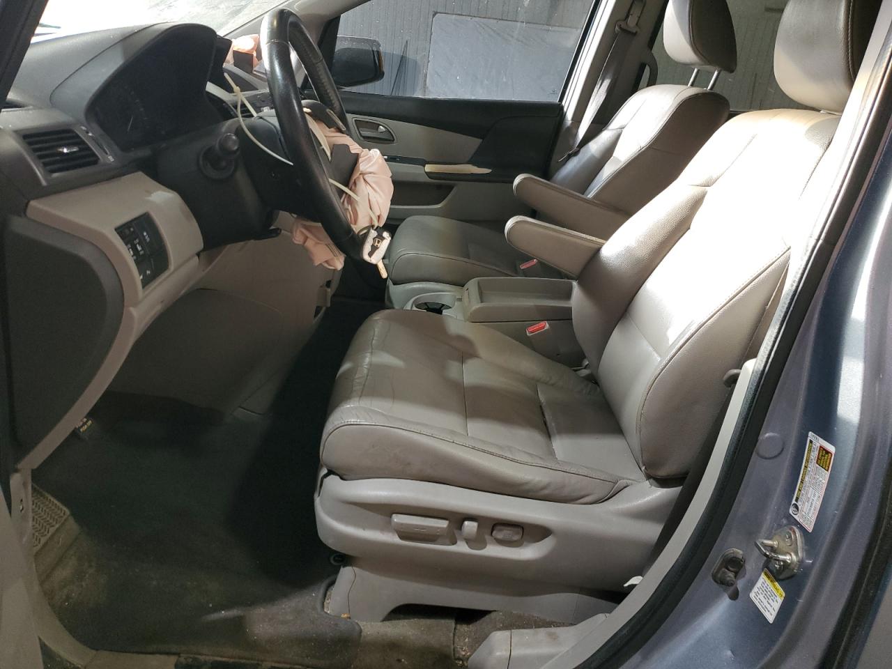 5FNRL5H9XBB043540 2011 Honda Odyssey Touring