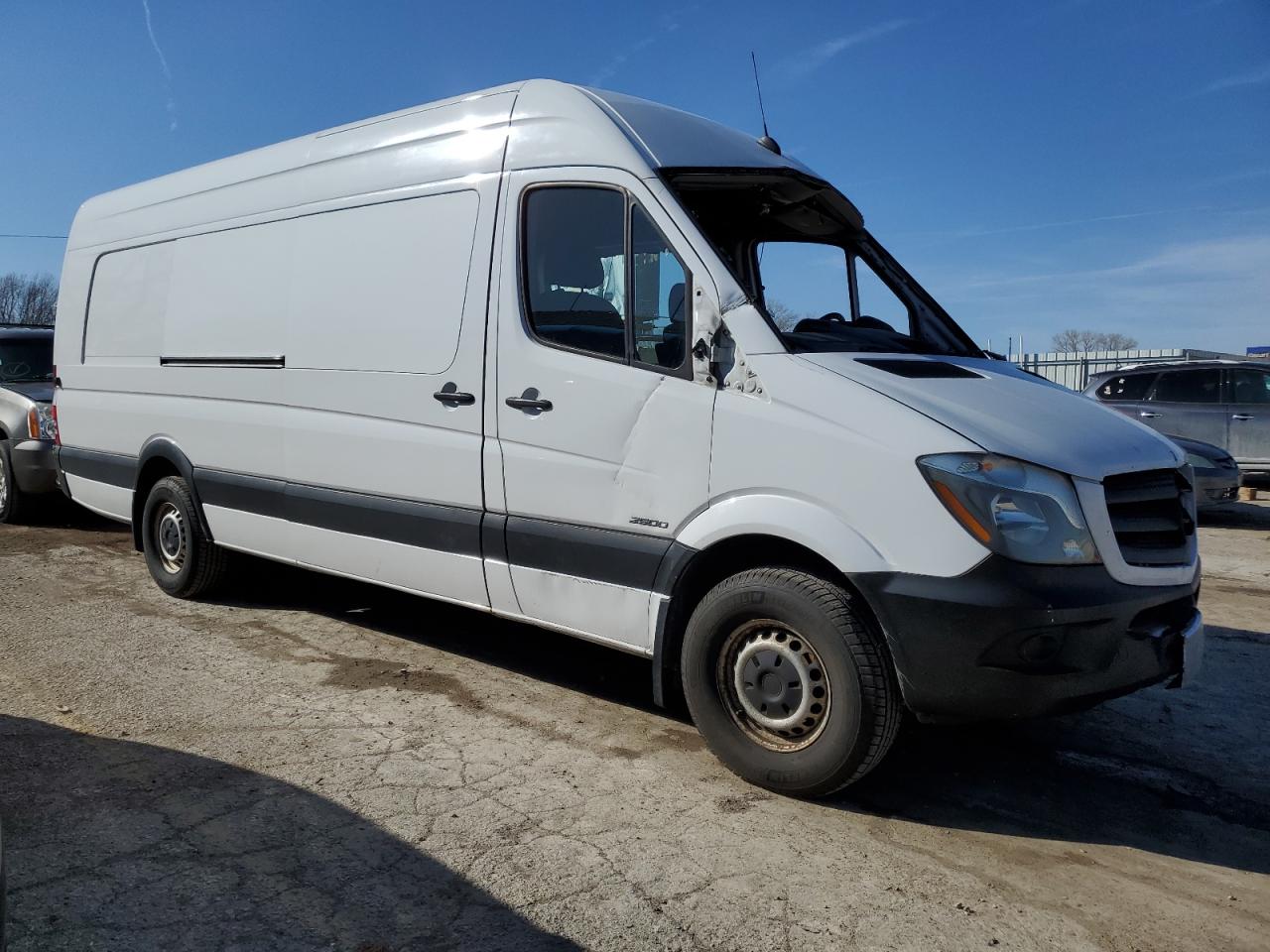 Lot #2473611358 2014 FREIGHTLINER SPRINTER 2