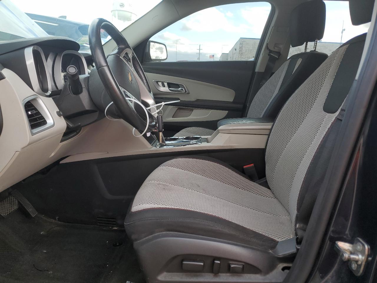 2GNALBEKXF6330379 2015 Chevrolet Equinox Lt