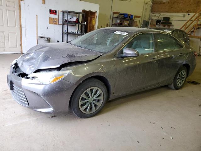 Lot #2423540118 2016 TOYOTA CAMRY LE salvage car
