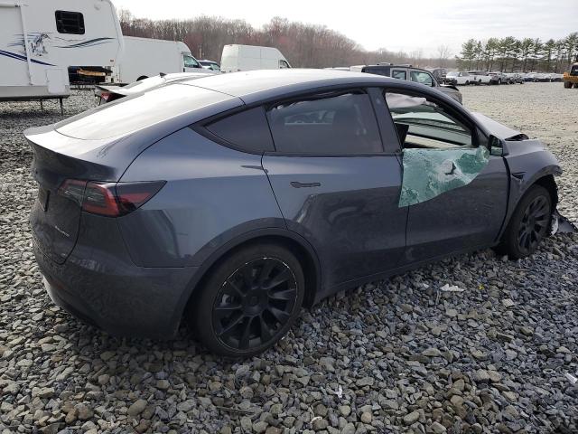 7SAYGDEE9NA009136 Tesla Model Y  3