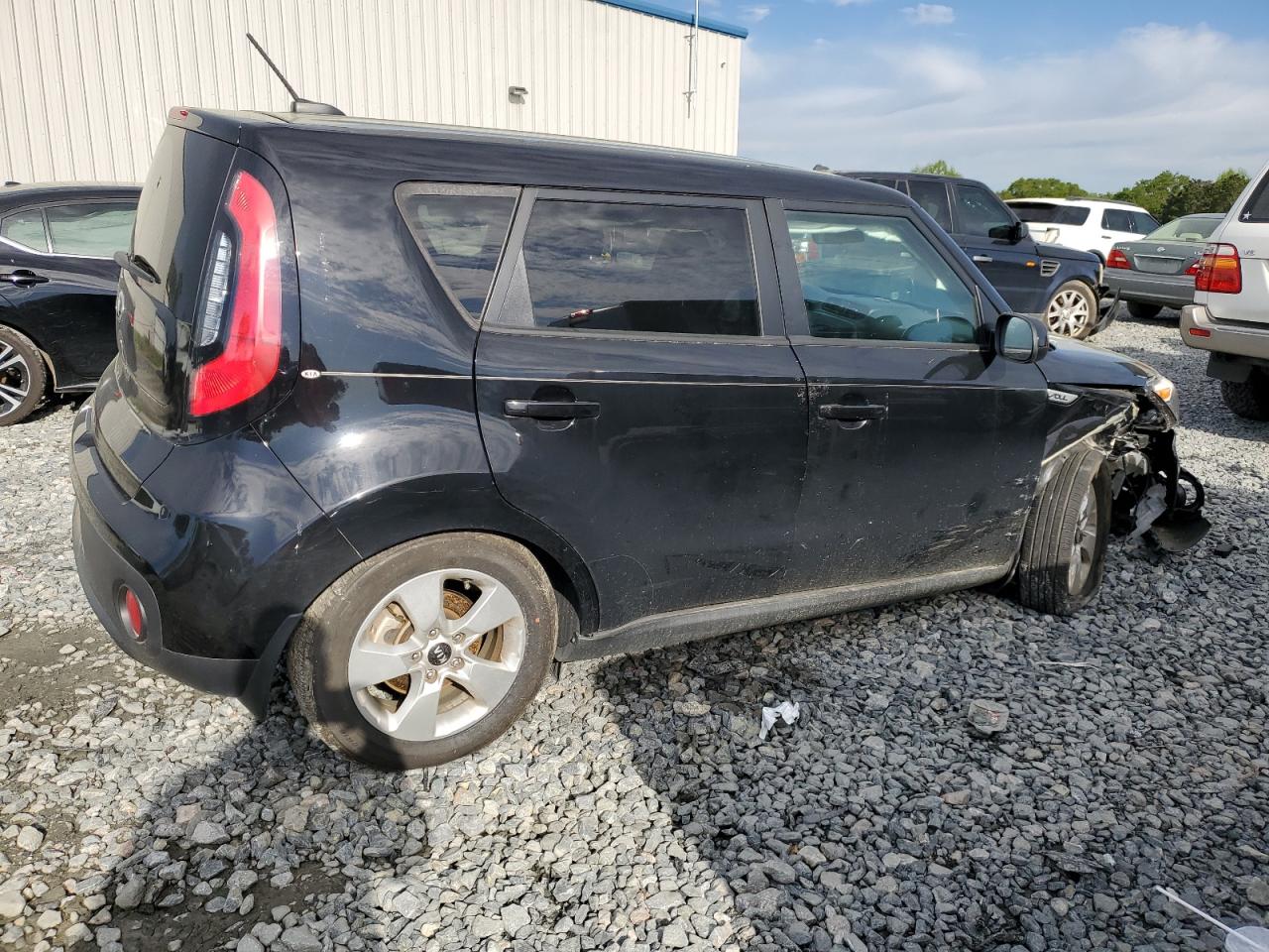 KNDJN2A27J7504698 2018 Kia Soul