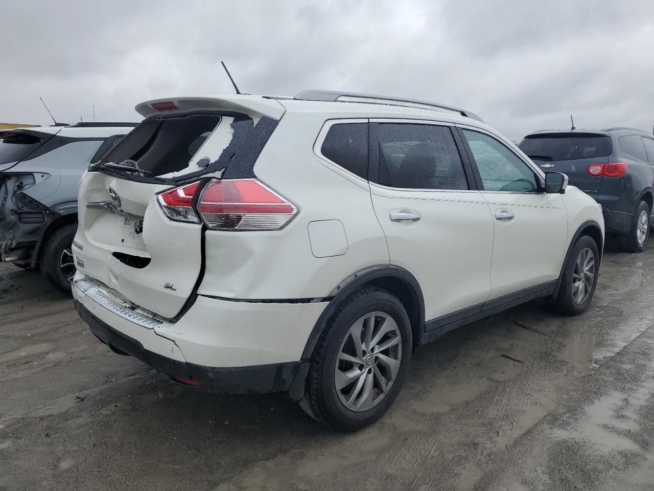 5N1AT2MT6FC780228 2015 Nissan Rogue S