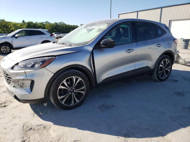 Lot #2471363216 2022 FORD ESCAPE SE salvage car