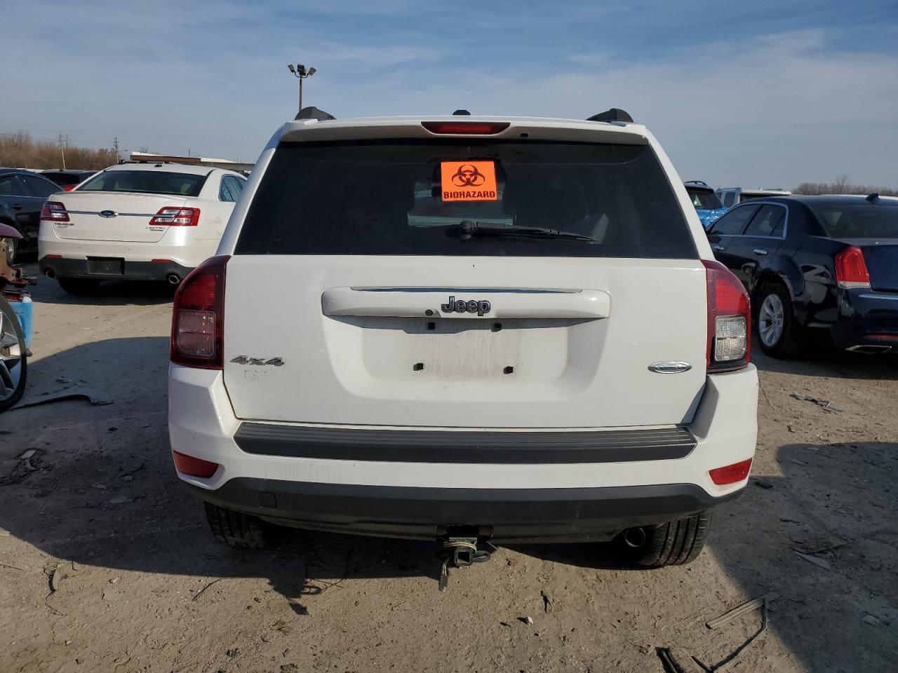 1C4NJDEB3FD270538 2015 Jeep Compass Latitude