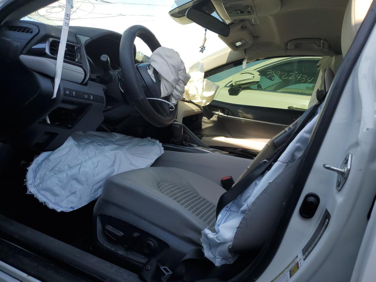 4T1G11AK2NU696213 2022 Toyota Camry Se