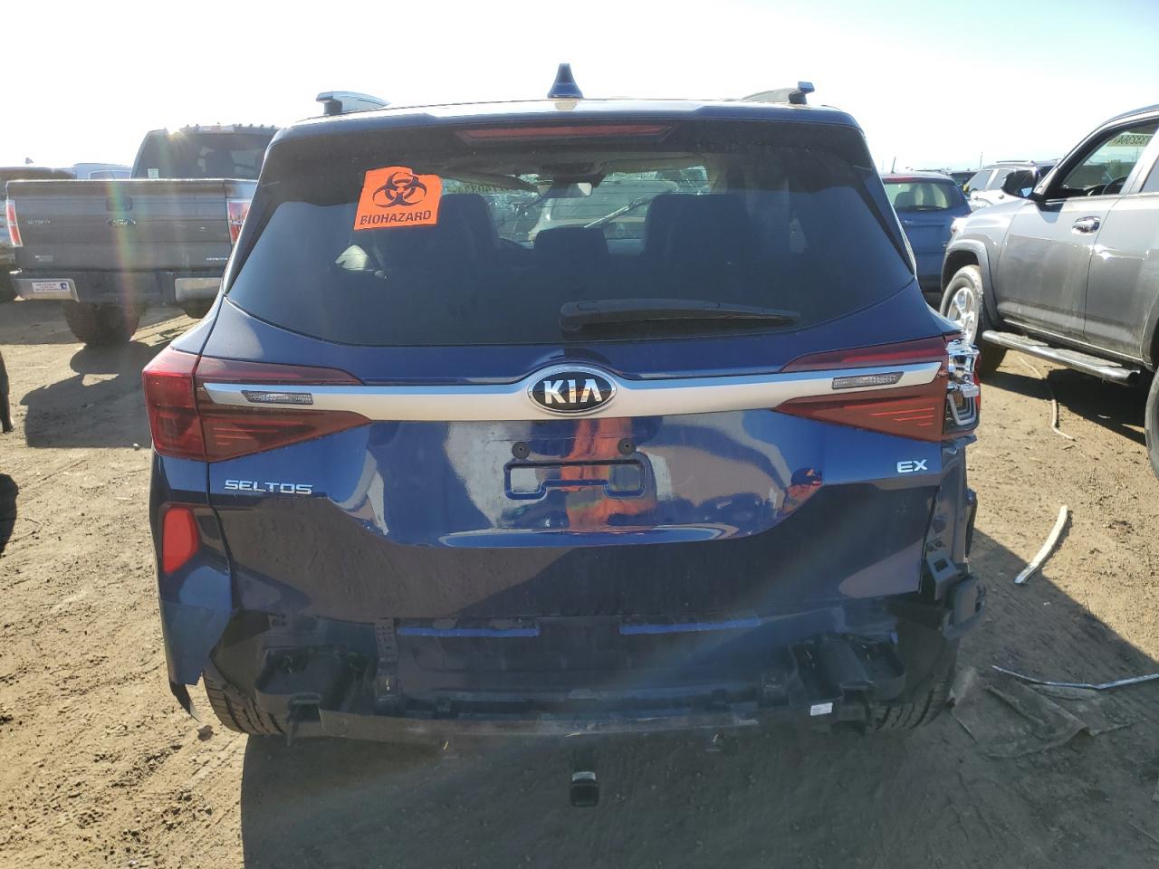 KNDERCAA3M7097115 2021 Kia Seltos Ex