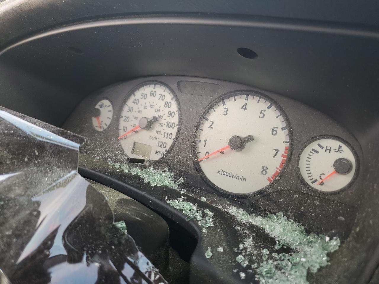 JN8DR09X02W657831 2002 Nissan Pathfinder Le