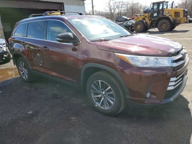 VIN 5TDJZRFH5KS966985 2019 Toyota Highlander, SE no.4