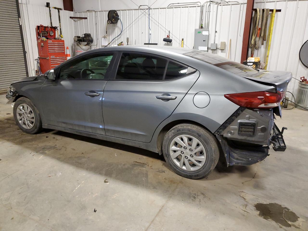 Lot #2713376243 2018 HYUNDAI ELANTRA SE