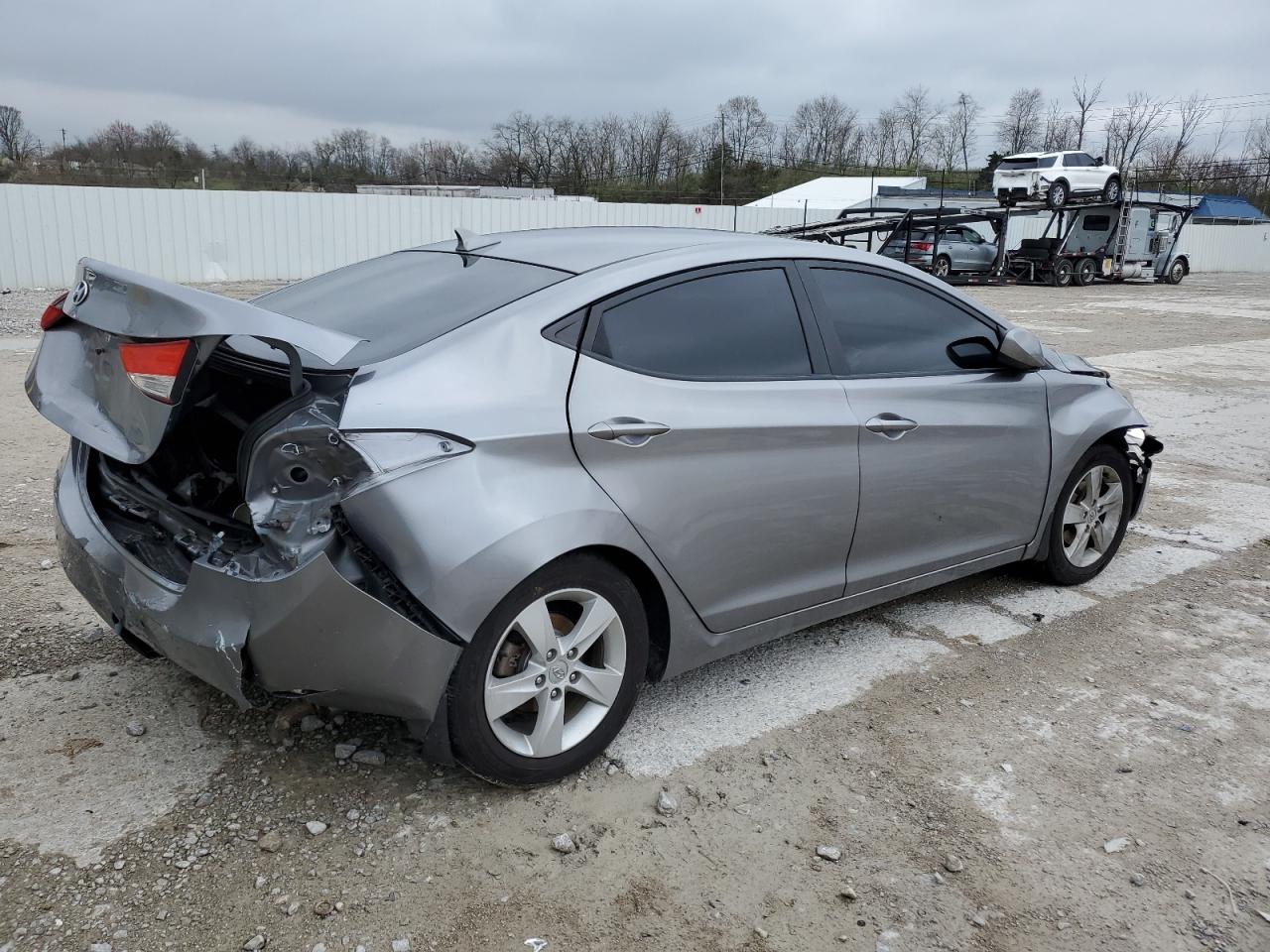 KMHDH4AE7BU082957 2011 Hyundai Elantra Gls