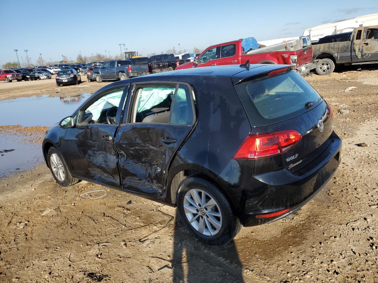 2017 Volkswagen Golf S vin: 3VW217AU2HM059654