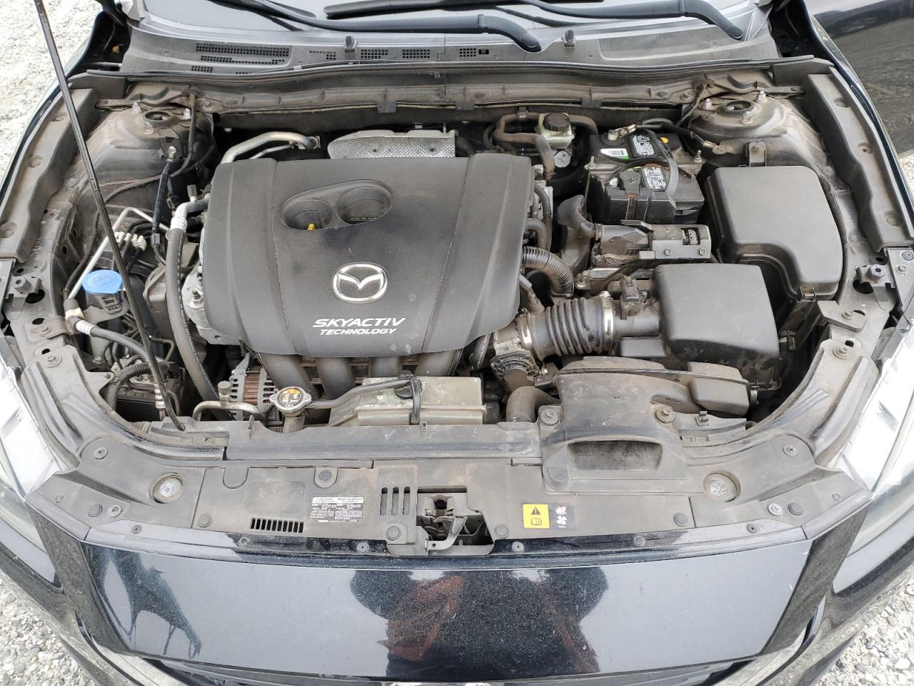 3MZBN1V35JM182115 2018 Mazda 3 Touring