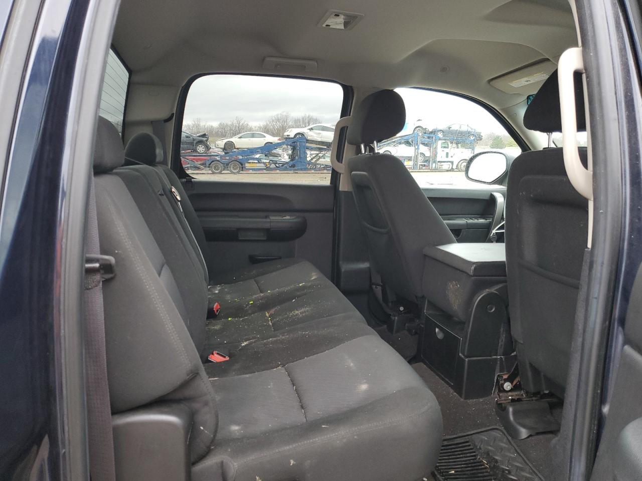 1GCPKSE35BF207989 2011 Chevrolet Silverado K1500 Lt