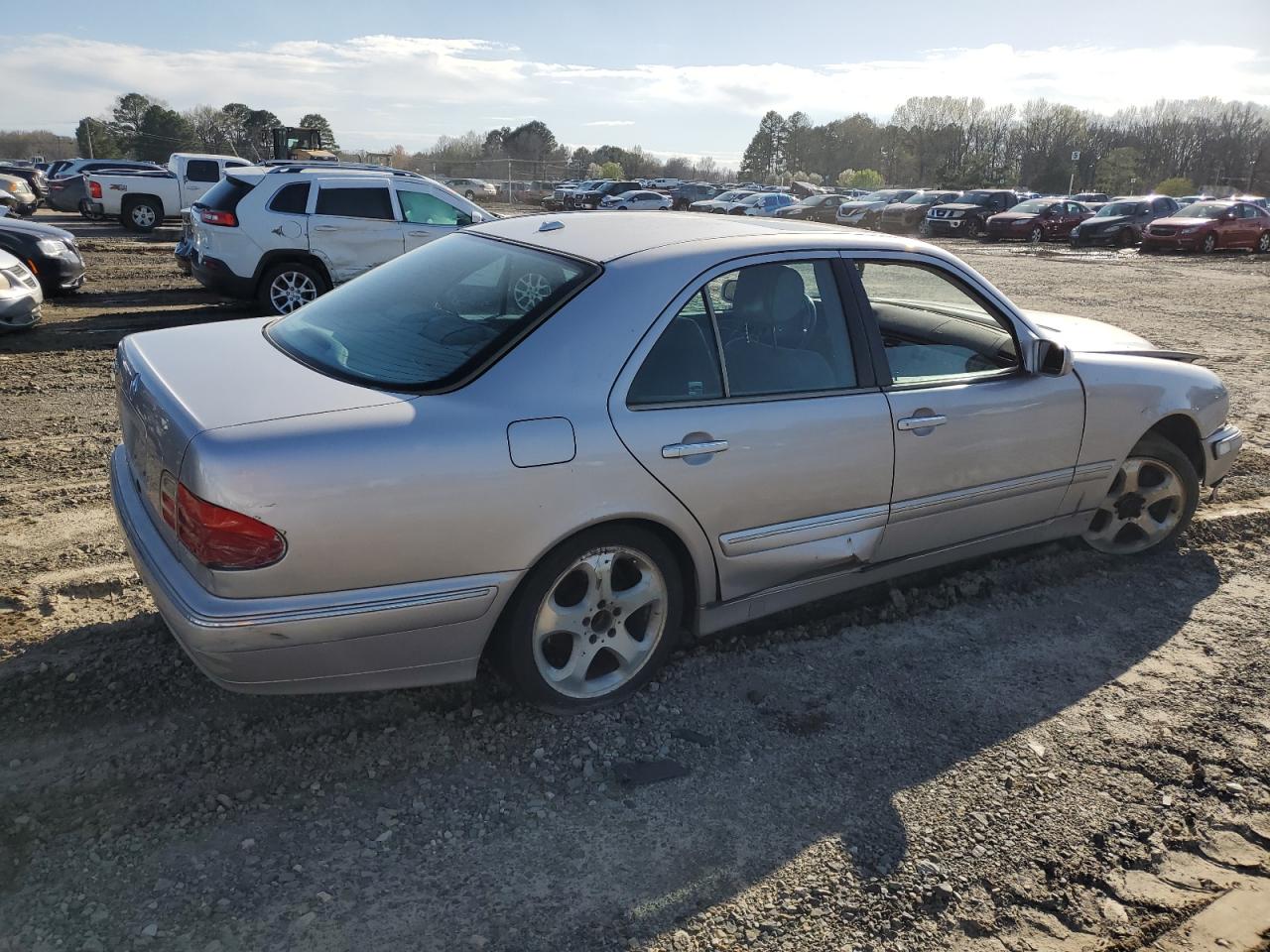 WDBJF65J92B494632 2002 Mercedes-Benz E 320