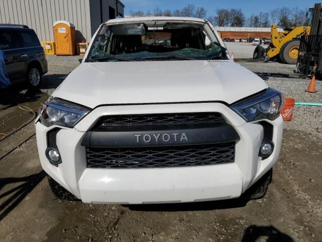  TOYOTA 4RUNNER 2018 Білий