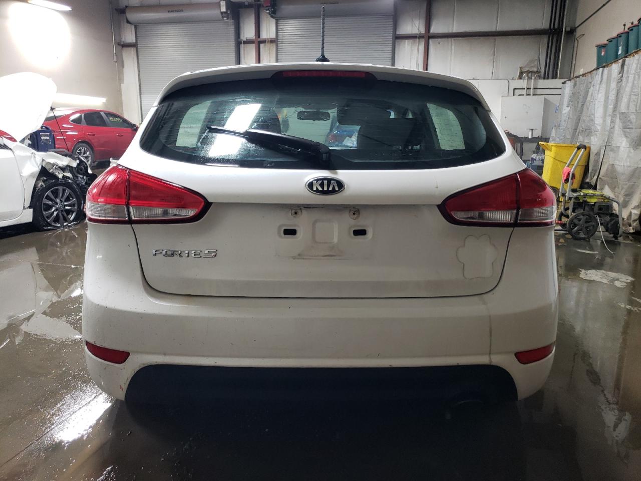 KNAFK5A85G5591846 2016 Kia Forte Lx