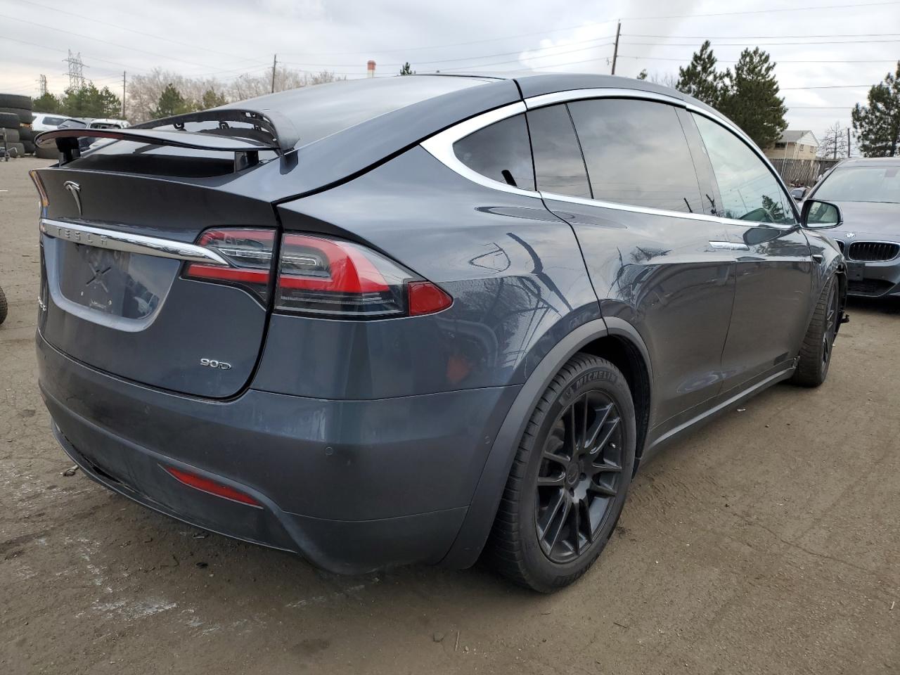 5YJXCDE23HF050105 2017 Tesla Model X